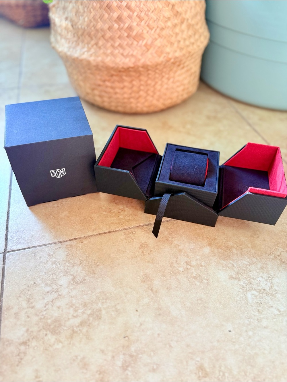 TAG Heuer Black & Red Watch Box Aquaracer